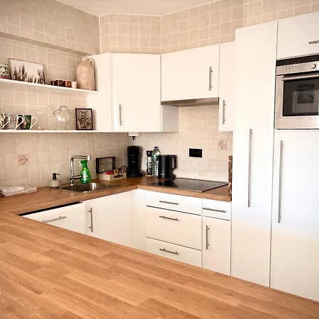 Familie Met Directe Toegang Tot Het !