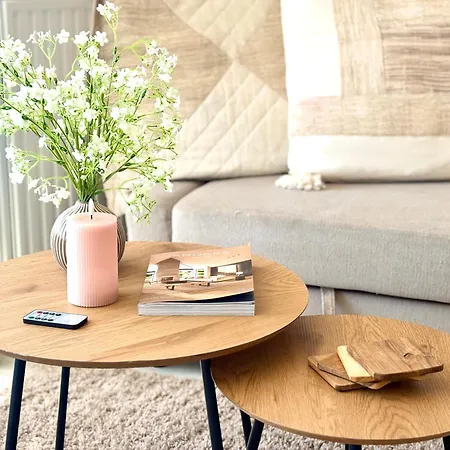 Appartement Met Directe Toegang Tot Het ! *