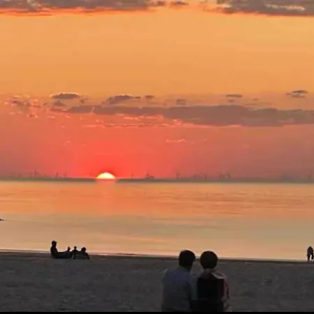 Familie Met Directe Toegang Tot Het ! Appartement