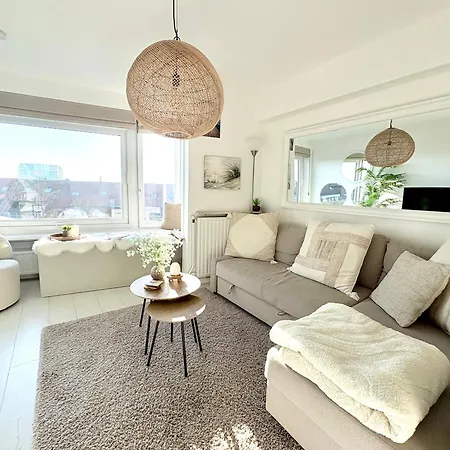 Apartment Met Directe Toegang Tot Het ! Knokke-Heist